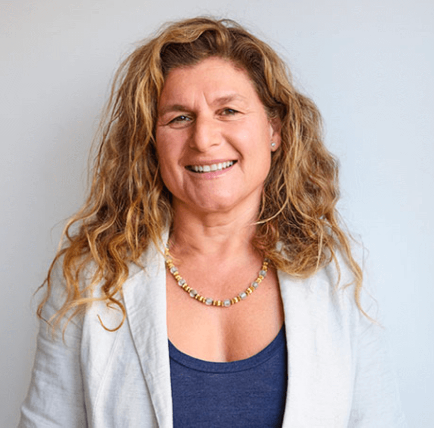 Dr Mimi Winsberg headshot